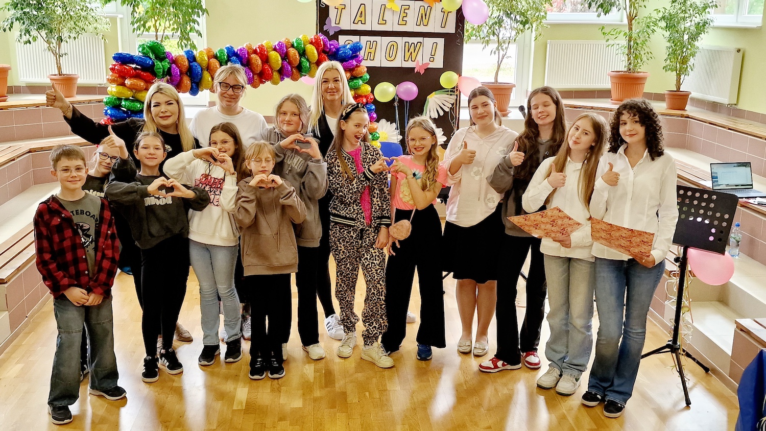 Ocet daj na oko. Świetny pokaz młodych artystów z SP Przecław (wideo)