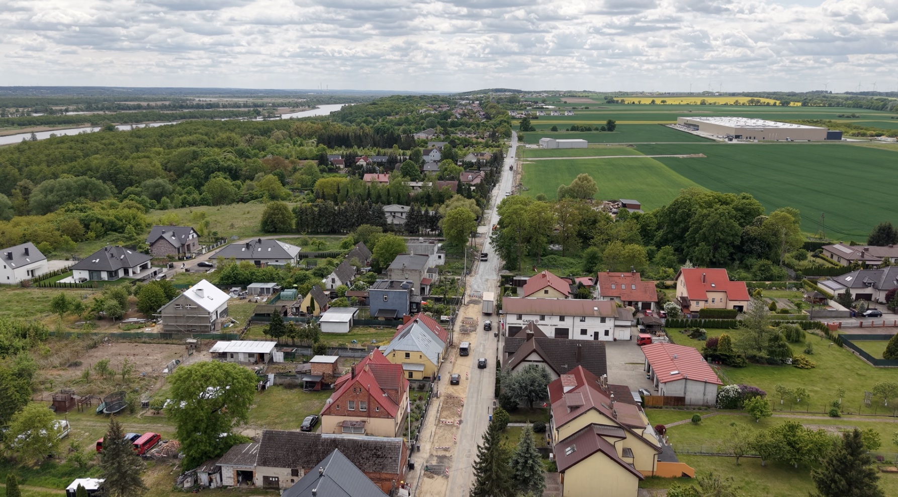 Jak wygląda przebudowa drogi powiatowej w Ustowie? (VIDEO Z DRONA)