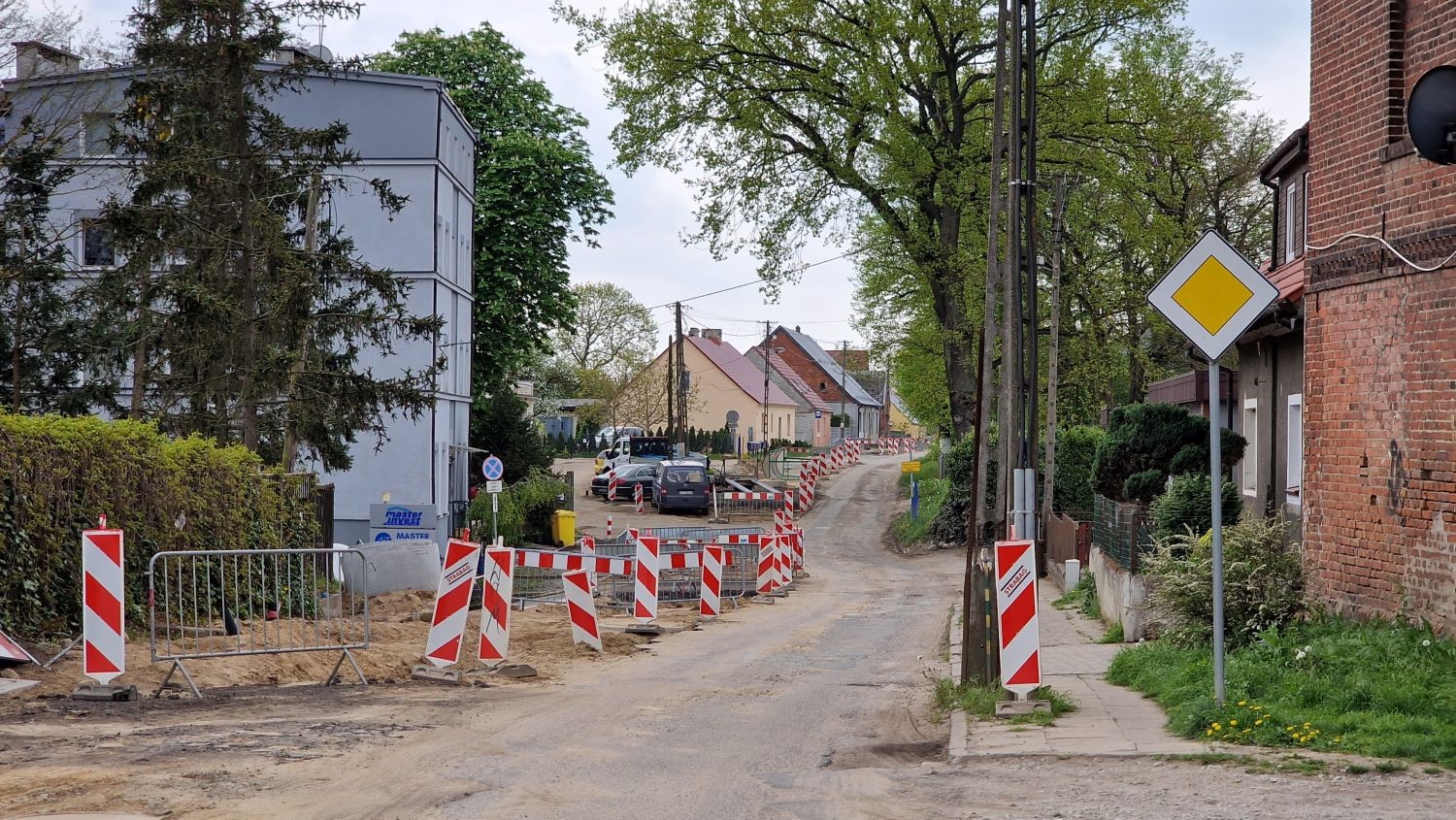 Koniec uprzywilejowania dla pięciu województw? Zapowiada się zmiana sposobu podziału pieniędzy na remonty i budowę dróg gminnych i powiatowych.