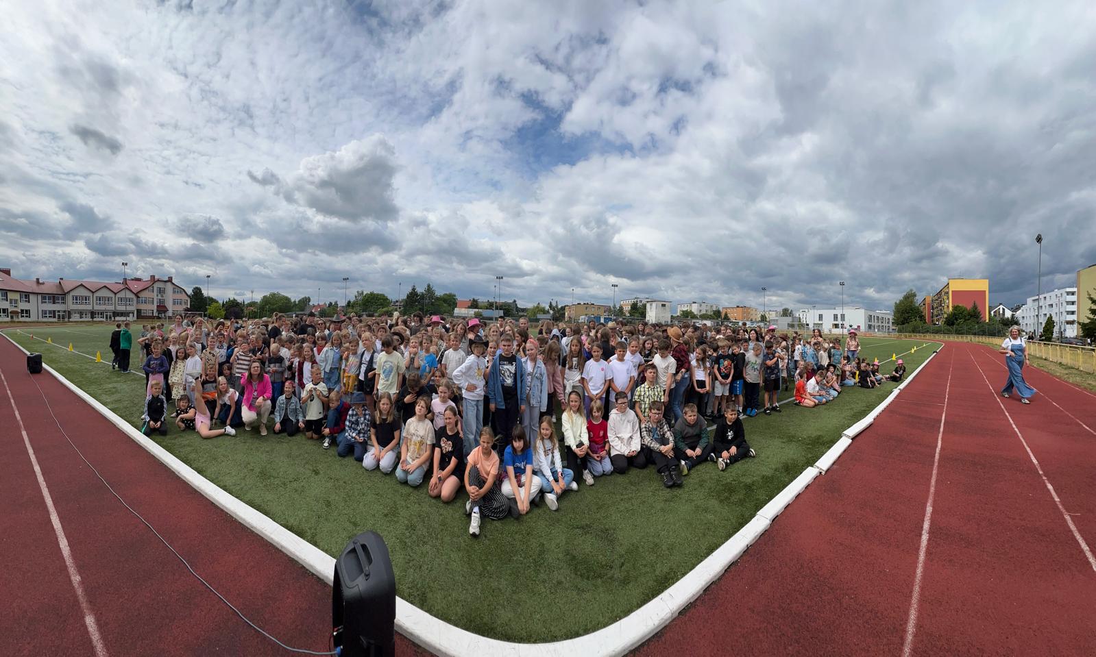 Niebywały występ 700 tancerzy