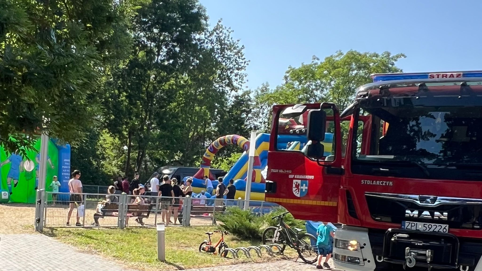 Sportowo, aktywnie i kolorowo – festyn w Kamieńcu przyciągnął tłumy mieszkańców