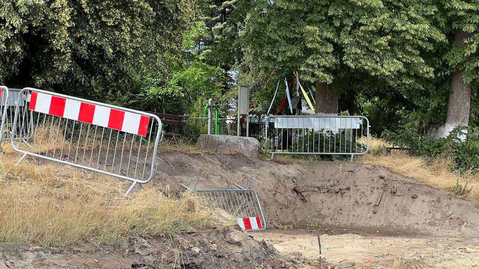 Ludzkie szczątki odkryte podczas prac drogowych w Ustowie
