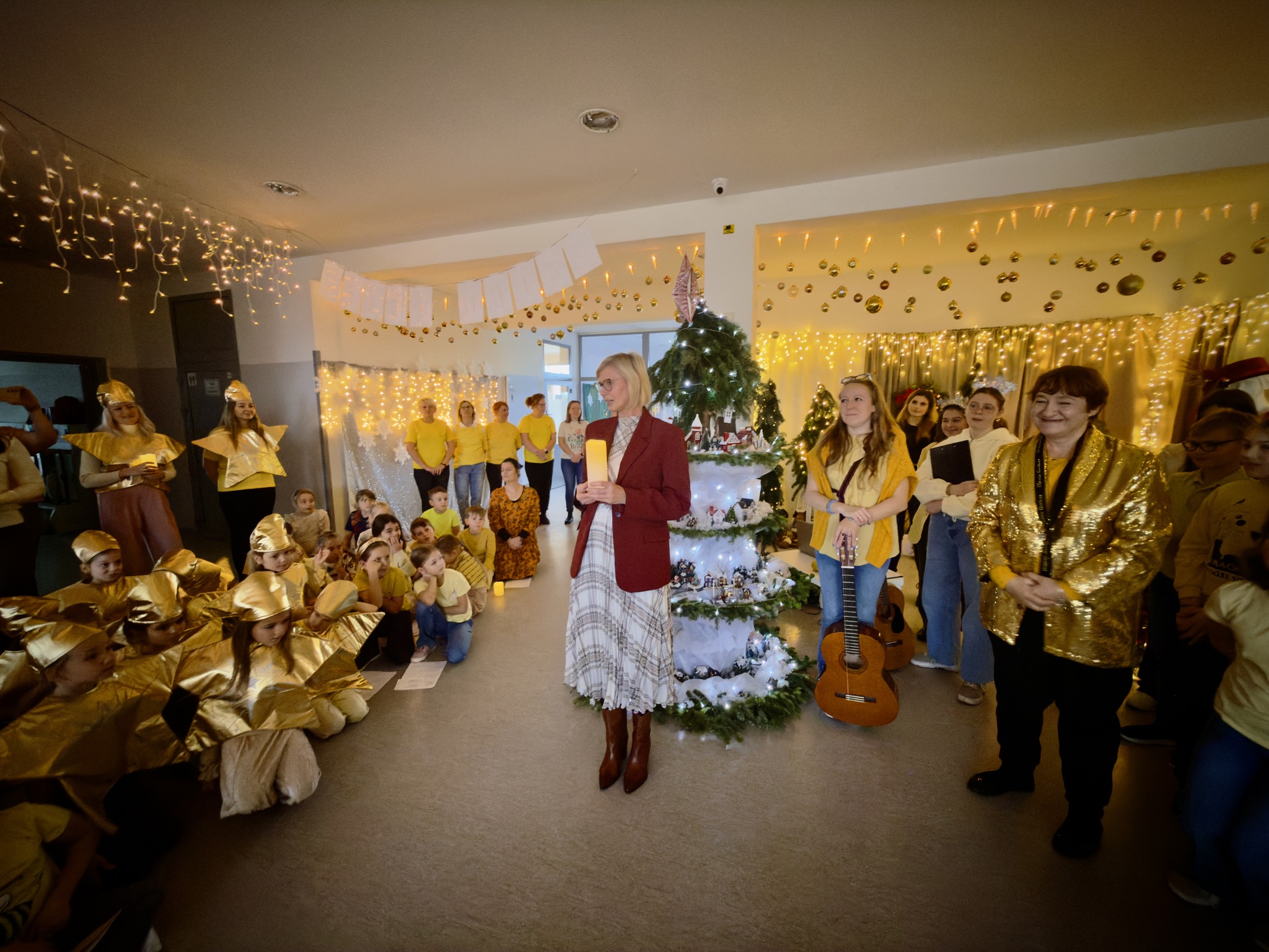 Świąteczne światełka rozbłysły w Przylepie