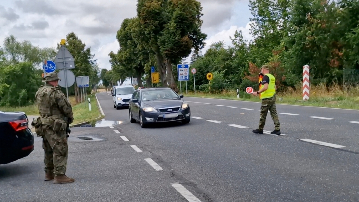 Polska przedłuża kontrole graniczne z Niemcami do kwietnia 2026 roku