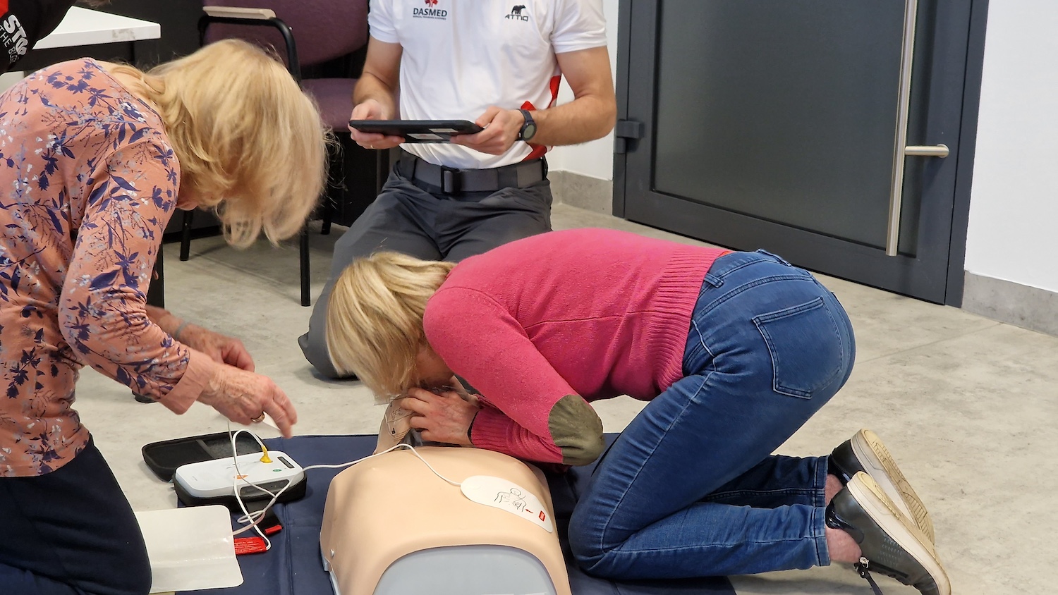 GOKSiR Przecław. Seniorzy uczyli się ratować życie (WIDEO)