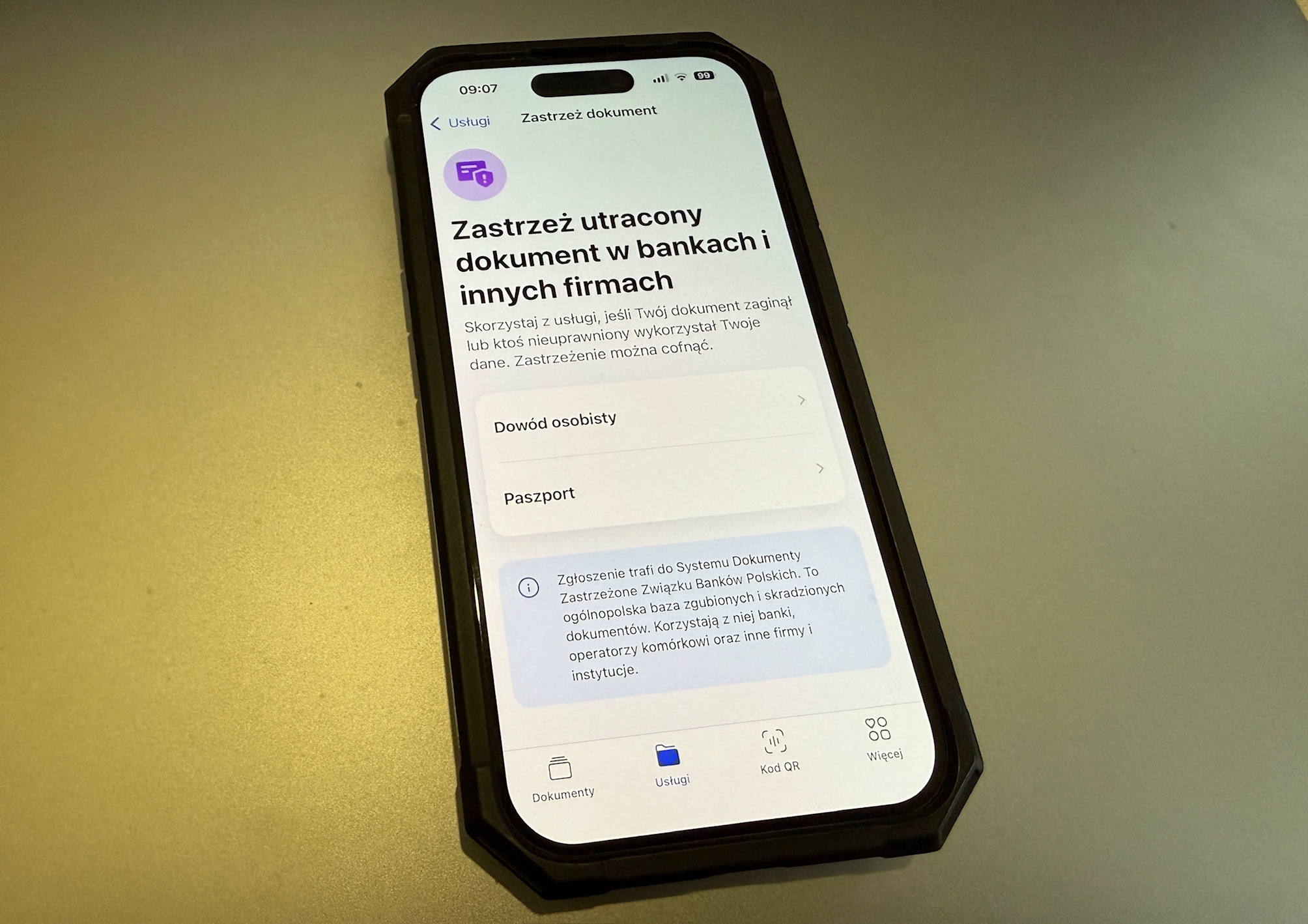 Możesz już zastrzec zgubiony dowód lub paszport w aplikacji mObywatel!