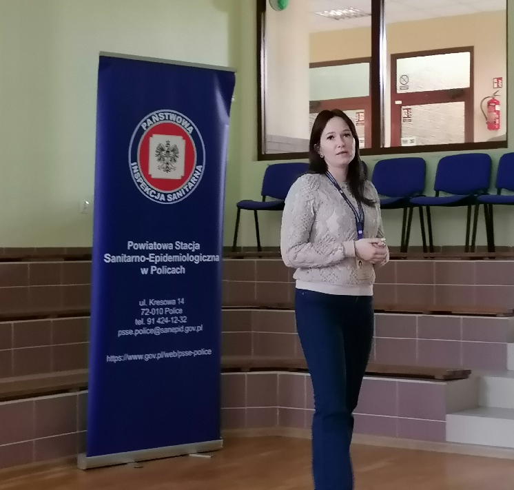 Świadomość zamiast ryzyka. Ważne spotkanie w szkole w Przecławiu