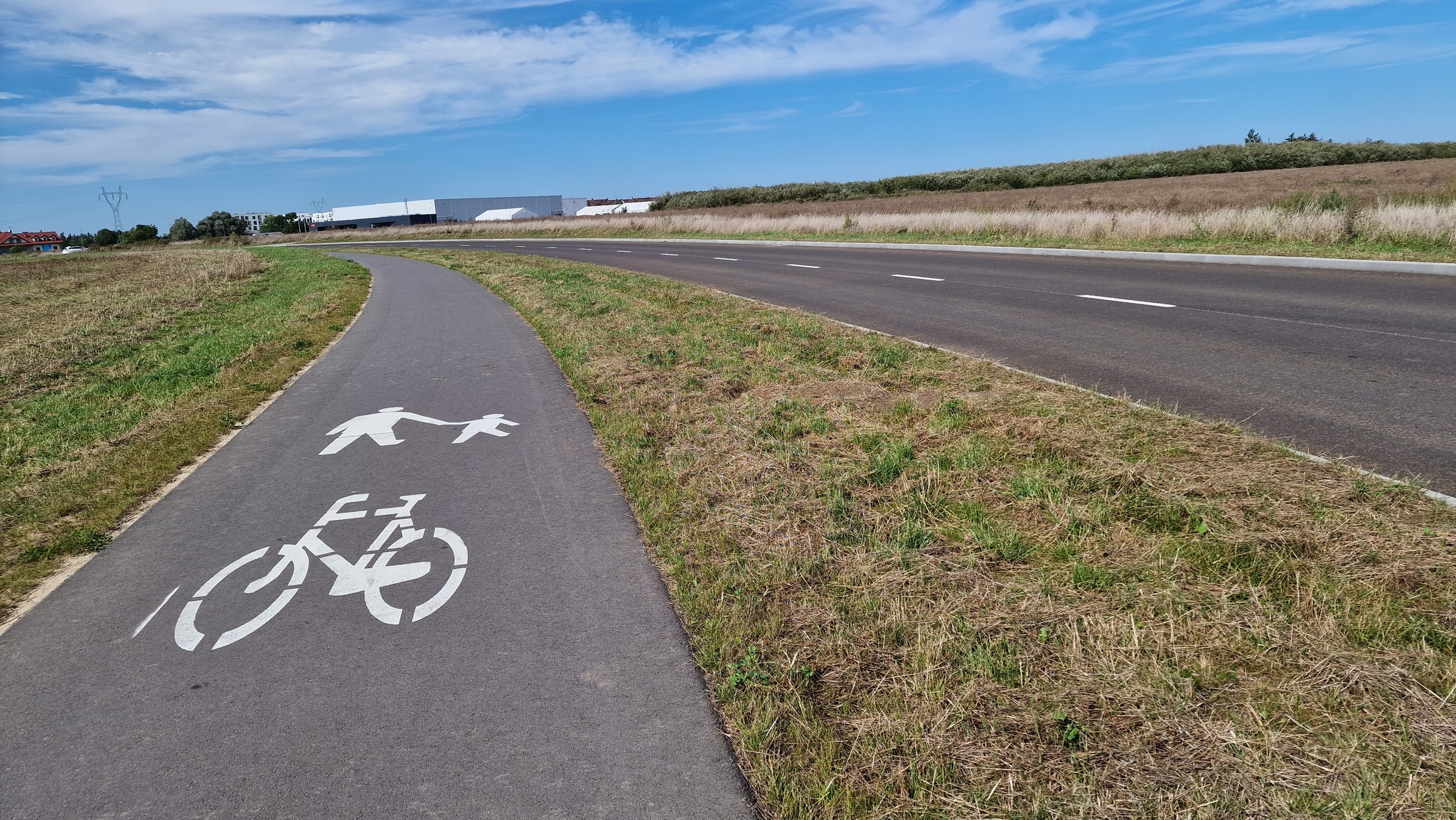 Wielu chętnych na budowę ścieżki do Ustowa. Gmina przesunęła termin