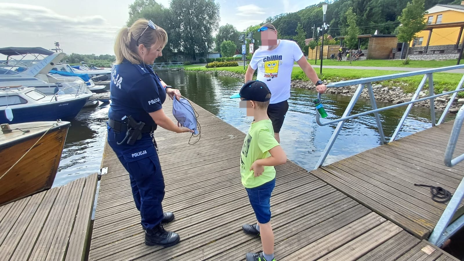 Policjanci z Komisariatu Wodnego odwiedzili Siadło Dolne – edukacja i bezpieczeństwo nad wodą