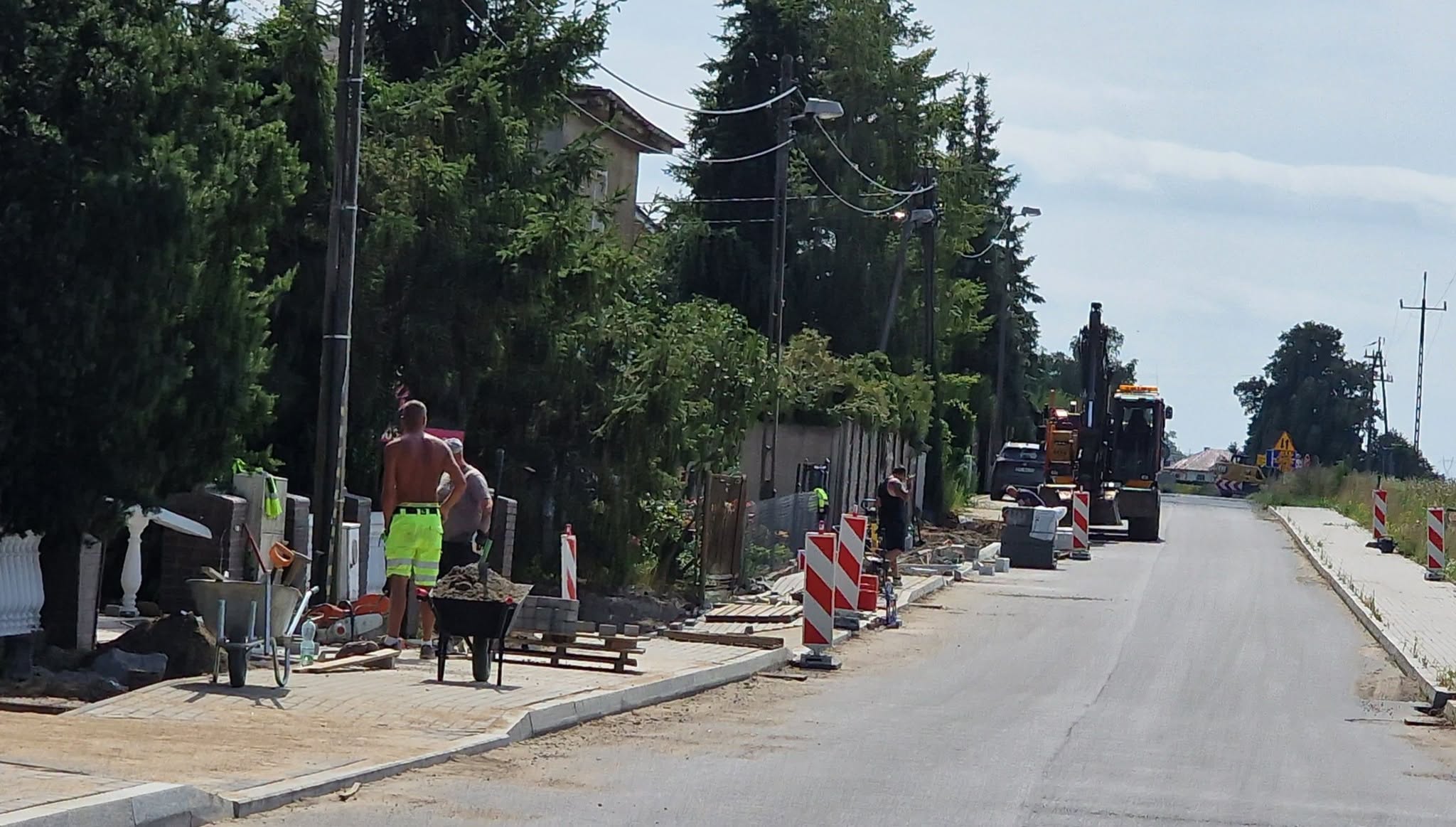 Przebudowa drogi w Ustowie na finiszu. Co jeszcze zostało do zrobienia?