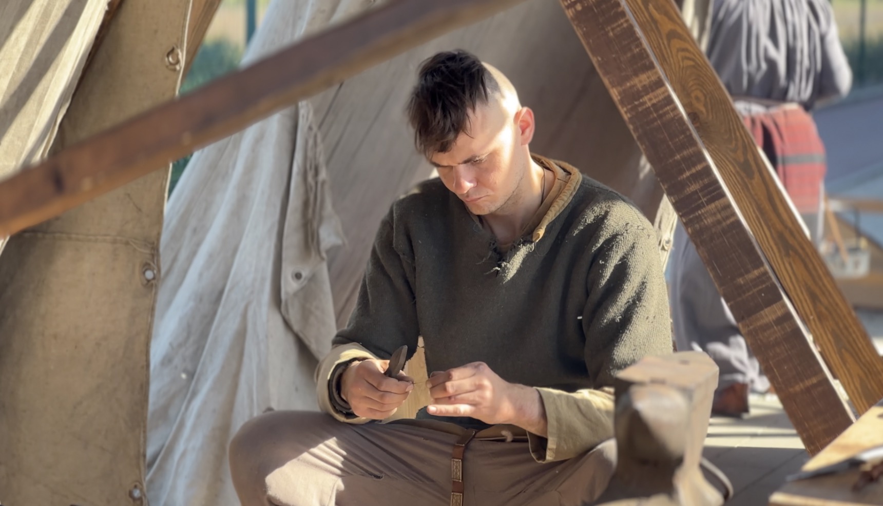 Średniowieczny klimat w GOKSiR – piknik historyczny przeniósł uczestników w dawne czasy