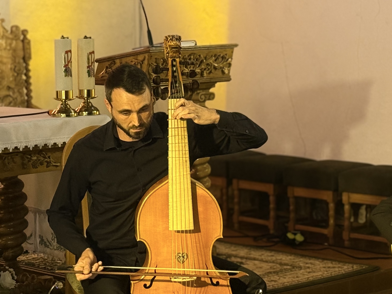 Magiczne brzmienia strun w Kołbaskowie – wyjątkowy koncert Consortium Sedinum