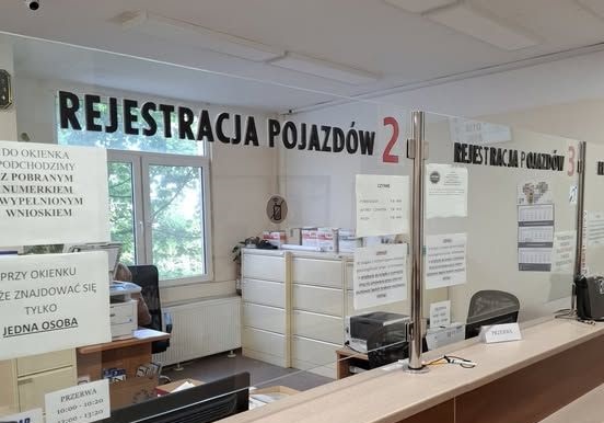 Tydzień bez płatności kartą w Wydziale Komunikacji w Policach