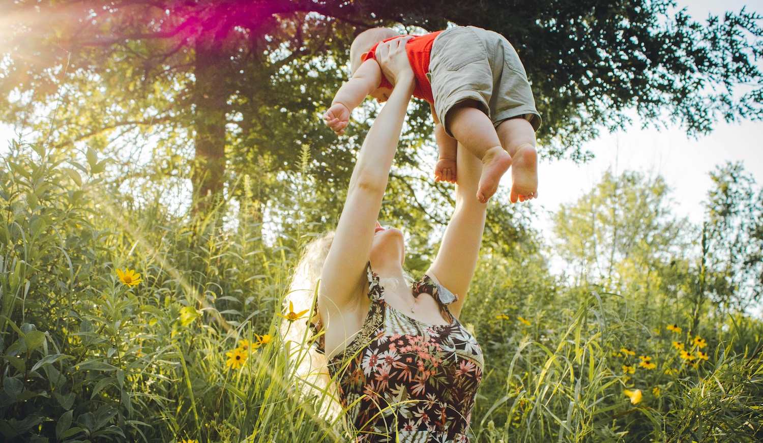 Matki – serce każdej rodziny. Dzień Matki jako święto miłości, wdzięczności i pamięci