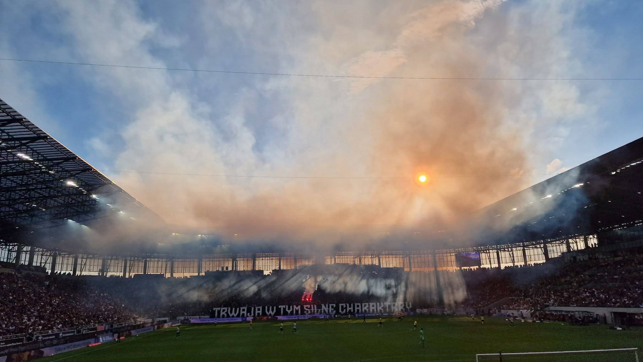 Sanchez kontra Stępiński. Pogoń Szczecin wraca do gry