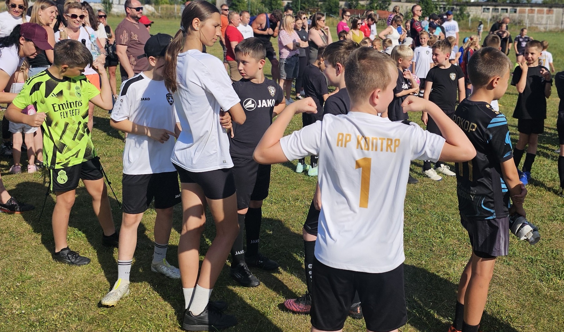 Przyjdź na trening. Zaprasza AP Kontra i Football Factory